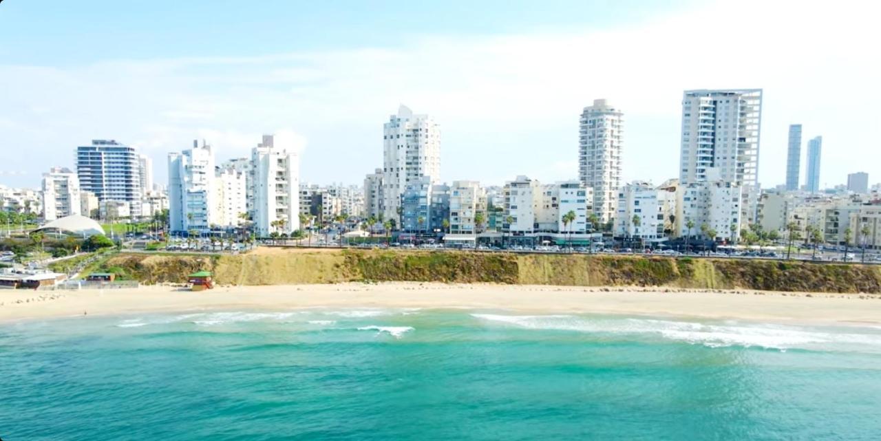 Apart Hotel TLV/Bat Yam Beach Front 1207 Bagian luar foto