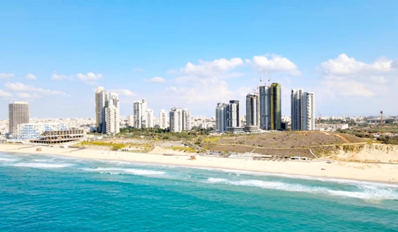 Apart Hotel TLV/Bat Yam Beach Front 1207 Bagian luar foto