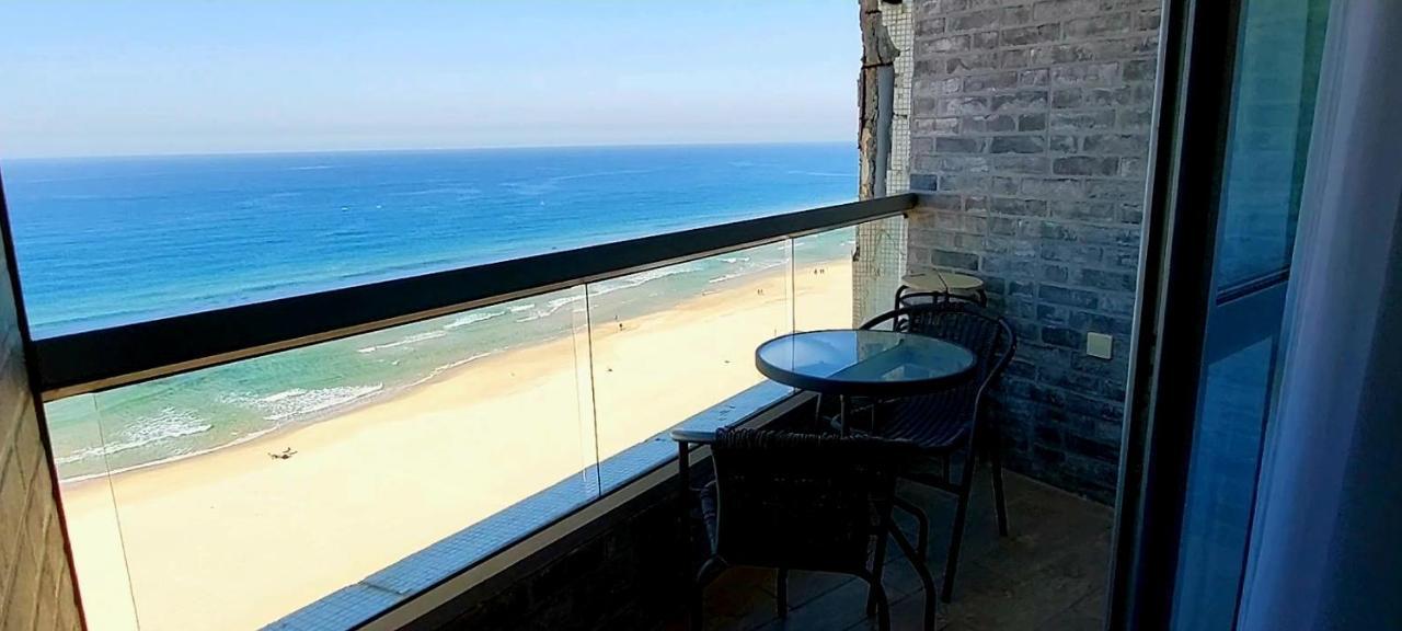 Apart Hotel TLV/Bat Yam Beach Front 1207 Bagian luar foto